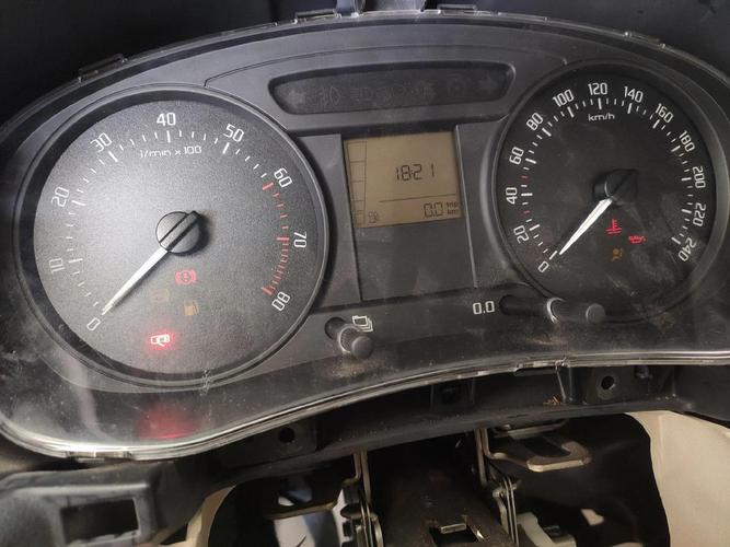 晶锐汽车（晶锐汽车仪表盘的各种指示灯代表什么）