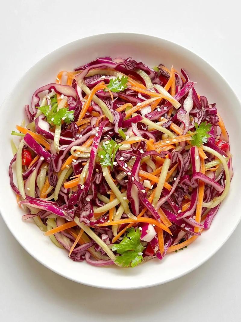 紫甘蓝的做法大全（紫甘蓝的做法大全家常打粥怎么做）