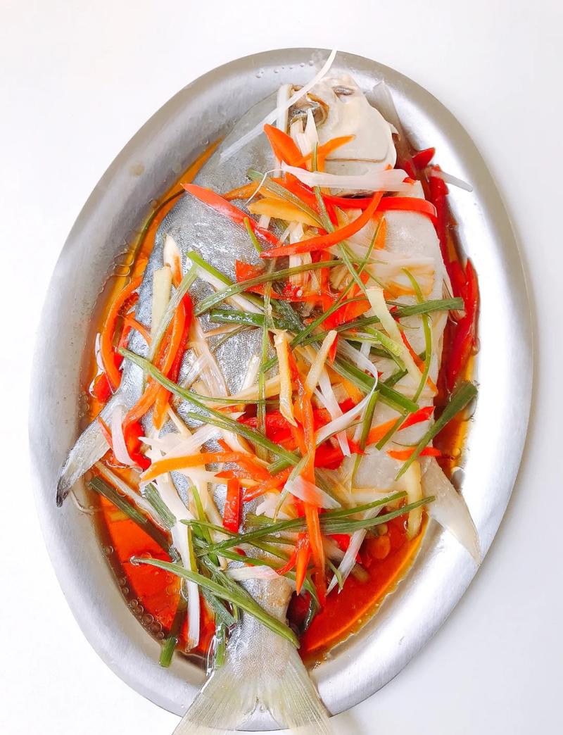 清蒸平鱼的做法（清蒸平鱼的做法和步骤鱼的做法窍门）