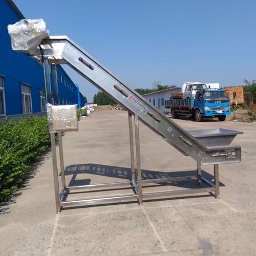 不锈钢输送机（不锈钢输送机图片）