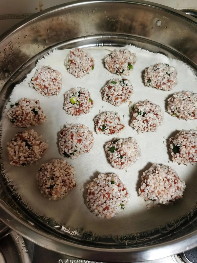 糯米饭团的做法（手抓糯米饭团的做法）