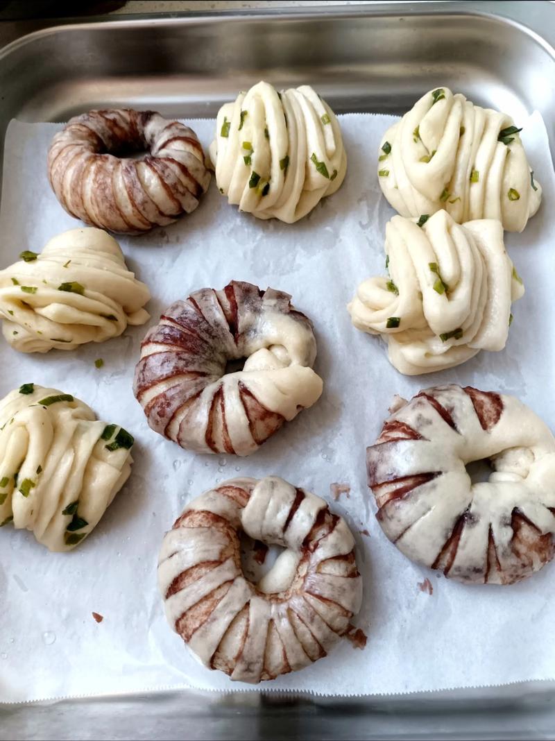 馒头花卷的做法（葱油馒头花卷的做法）