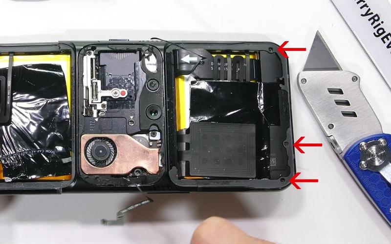 拯救者手机2pro（拯救者手机2pro背部键怎么玩）