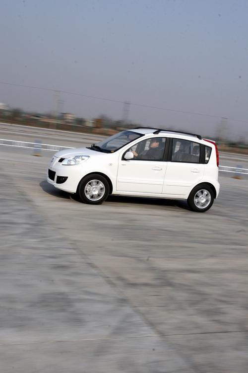 长城精灵汽车(长城精灵汽车图片)