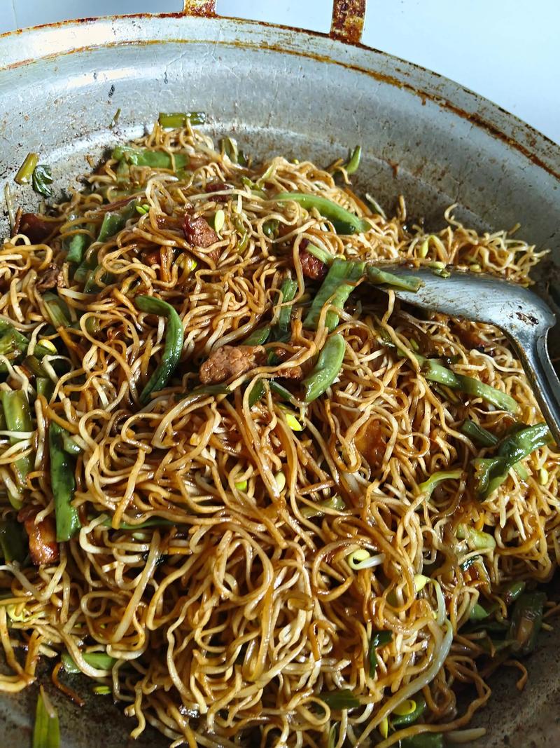 焖面的做法（干挂面焖面的做法）