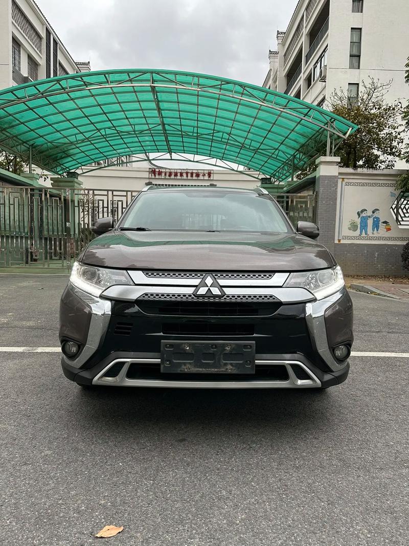 三菱汽车suv（三菱汽车suv标志）