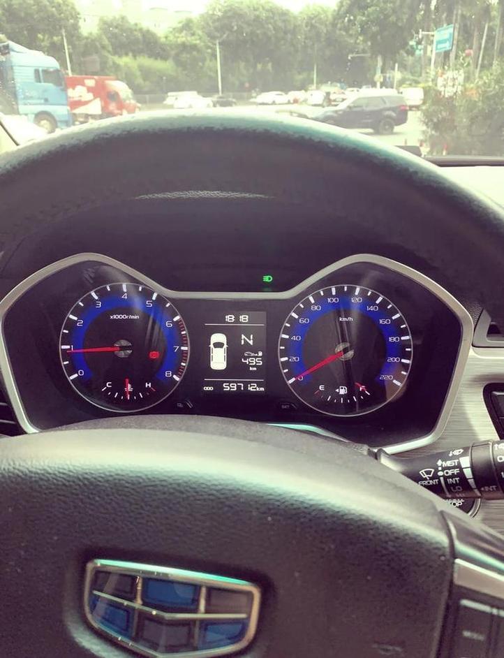 吉利汽车远景（吉利汽车远景X3仪表盘）