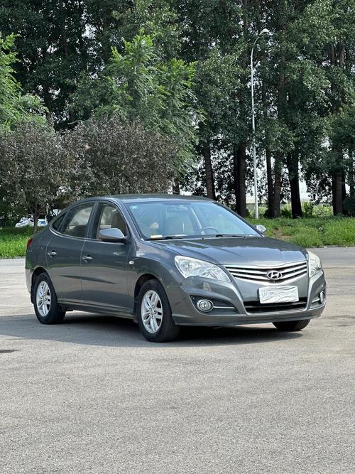 悦动汽车（悦动汽车价格及图片）