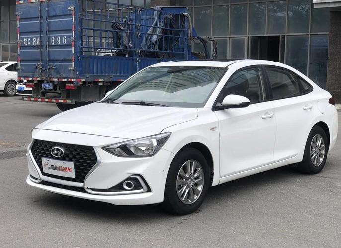 悦动汽车（悦动汽车价格及图片）