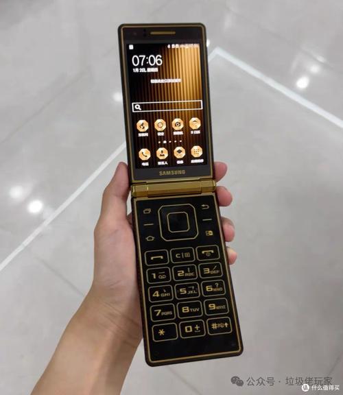 三星翻盖手机大全图片及报价（三星翻盖手机型号大全图片）