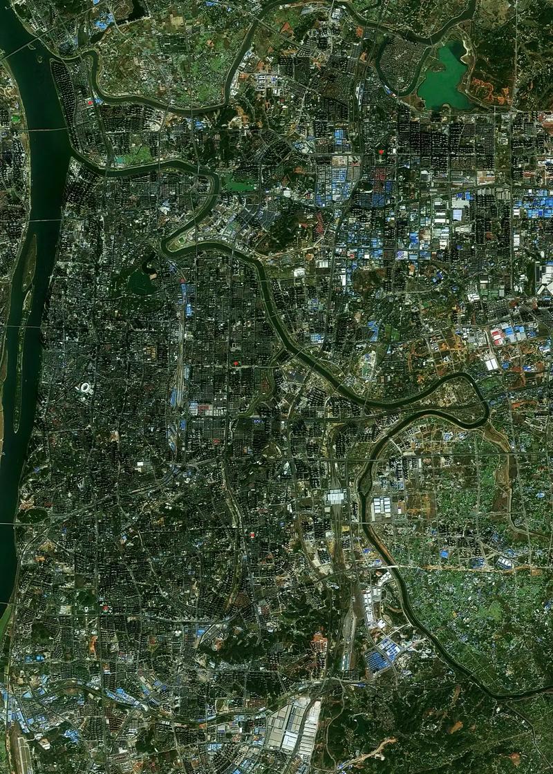 最新卫星地图（最新卫星地图高清免费版）